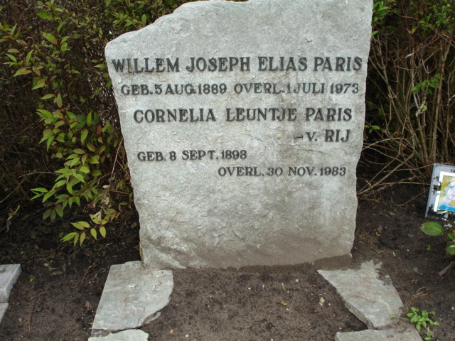 1889-08-05 Willem Joseph Elias Paris-Grafsteen