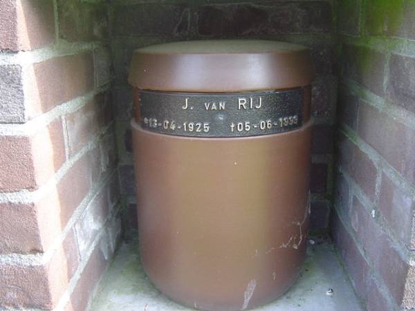 1925-04-13 Jan van Rij-Grafsteen